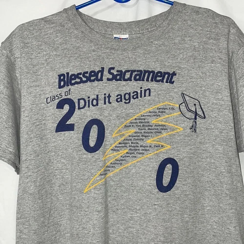 Graduation T shirt  - Picture 2 of 6